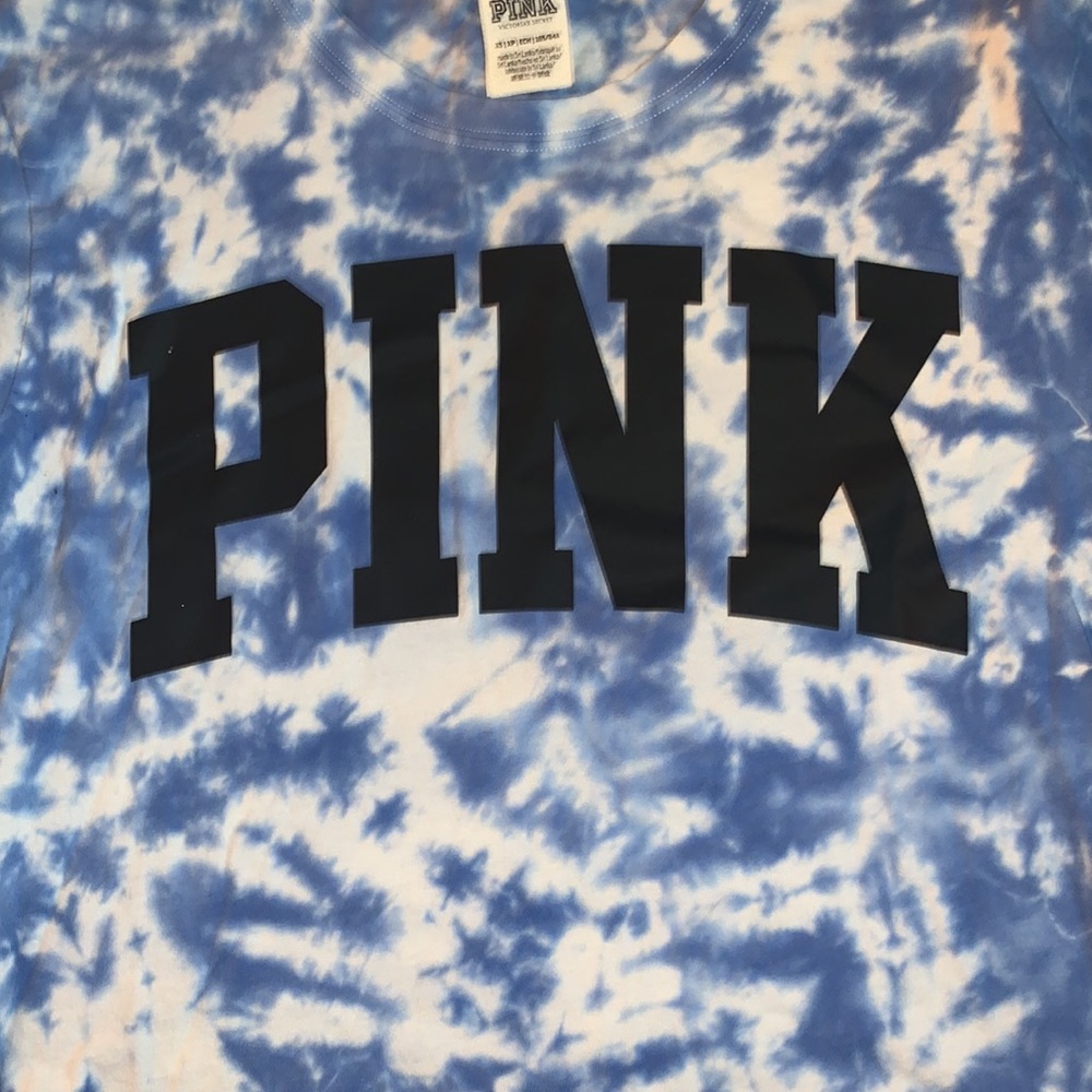 Pink vs cloud crop - Picture 2 of 3